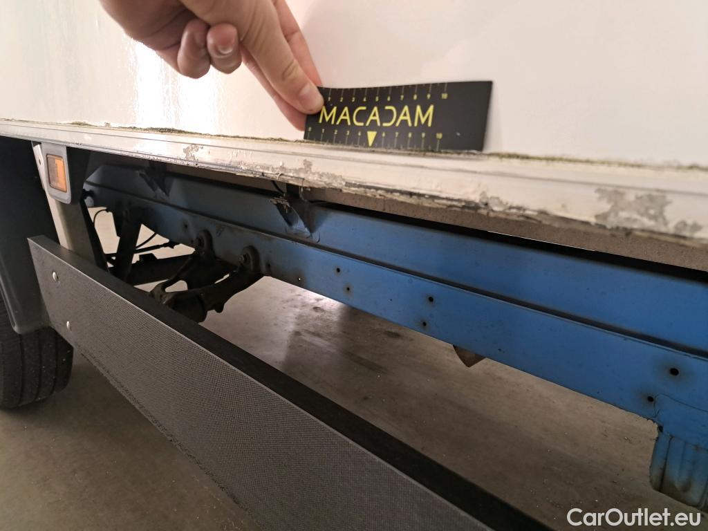 Volkswagen  Crafter Volkswagen  35 2.0TDI 75kW L4 FWD 2d #72