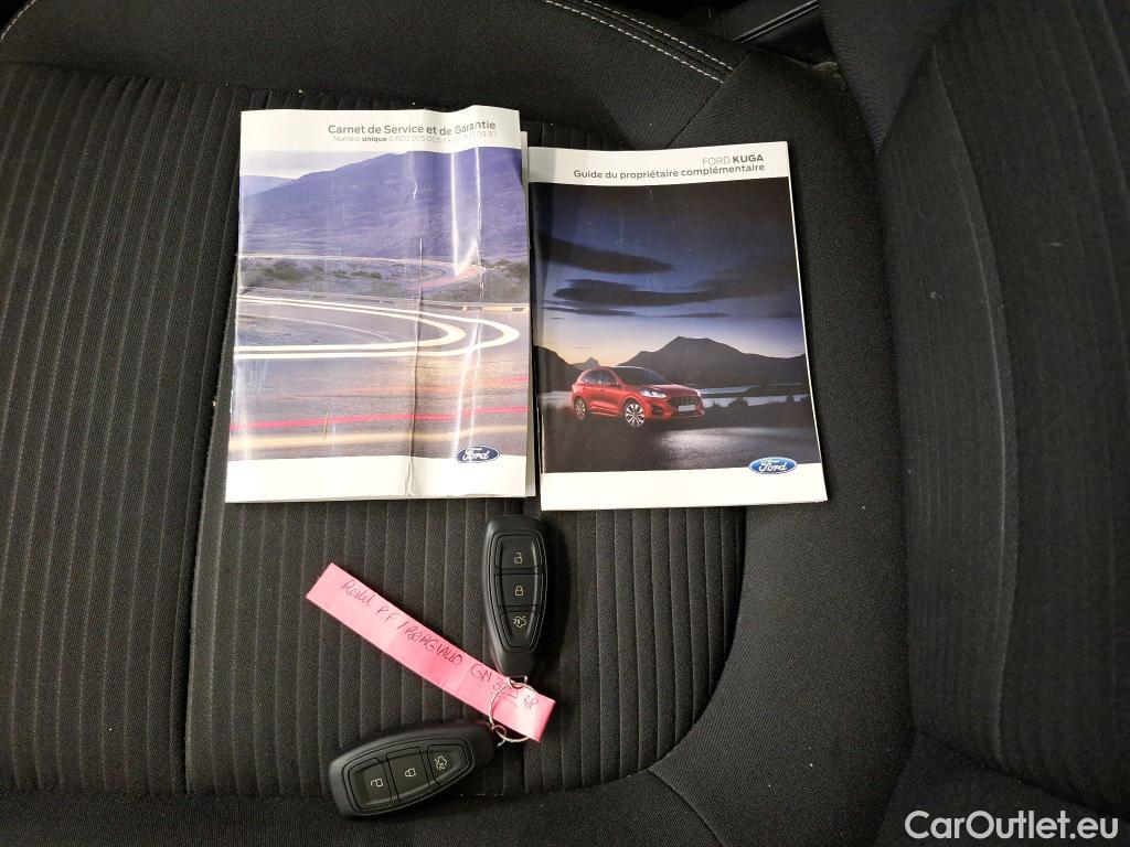 Ford  Kuga FORD  / 2019 / 5P / SUV 2.5 190 hybrid Flexifuel Pshift Titanium #12