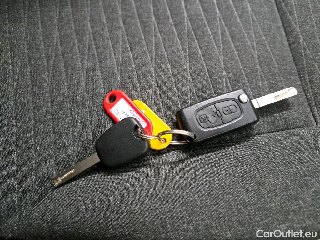 Citroen  Berlingo CITROEN  Multispace 5p Monovolume PureTech 110 S&S BVM XTR + #12