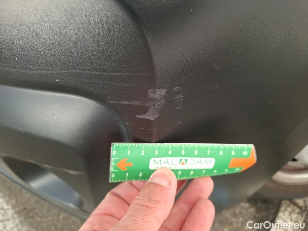 Citroen  Jumpy  Combi XL Confort 1.5 BlueHDi 120CV BVM6 E6dT #38