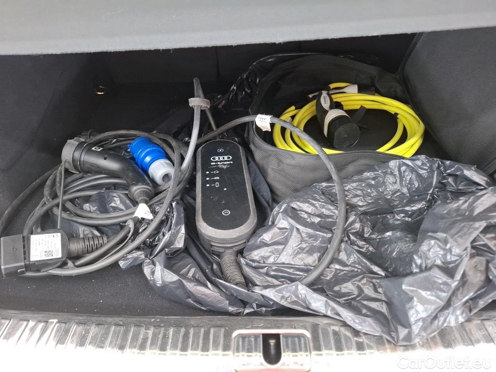 Audi  Q3  Sportback 45 e TFSI S line 1.4 TFSI 245CV BVA6 E6d #12