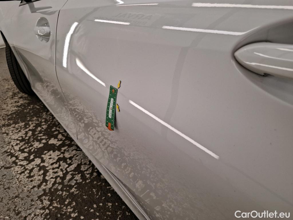 Bmw  Serie 3 BMW Série 3 Berline / 2022 / 4P / Berline 318i 156ch Business Design BVA8 #1