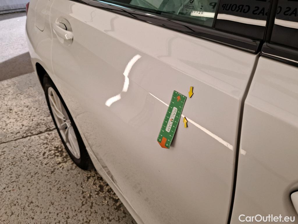 Bmw  Serie 3 BMW Série 3 Berline / 2022 / 4P / Berline 318i 156ch Business Design BVA8 #3