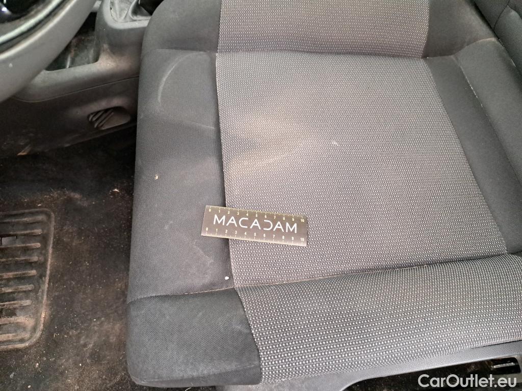 Citroen  C4 Cactus  Feel 1.2 PureTech 80CV BVM5 E6 #28