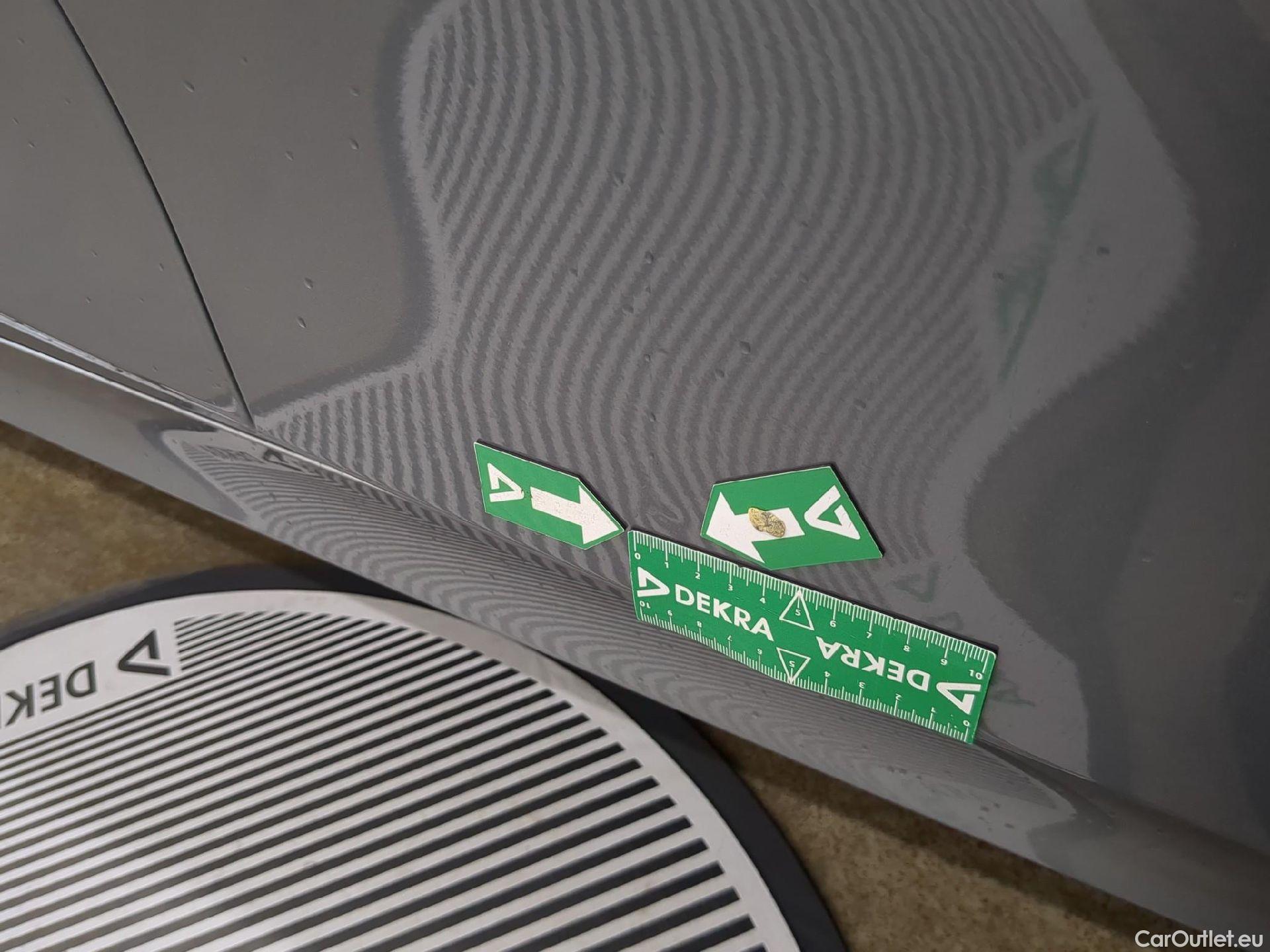  Bmw  Serie 3 BMW Série 3 Touring / 2022 / 5P / Break 318i 156ch Business Design BVA8 #15