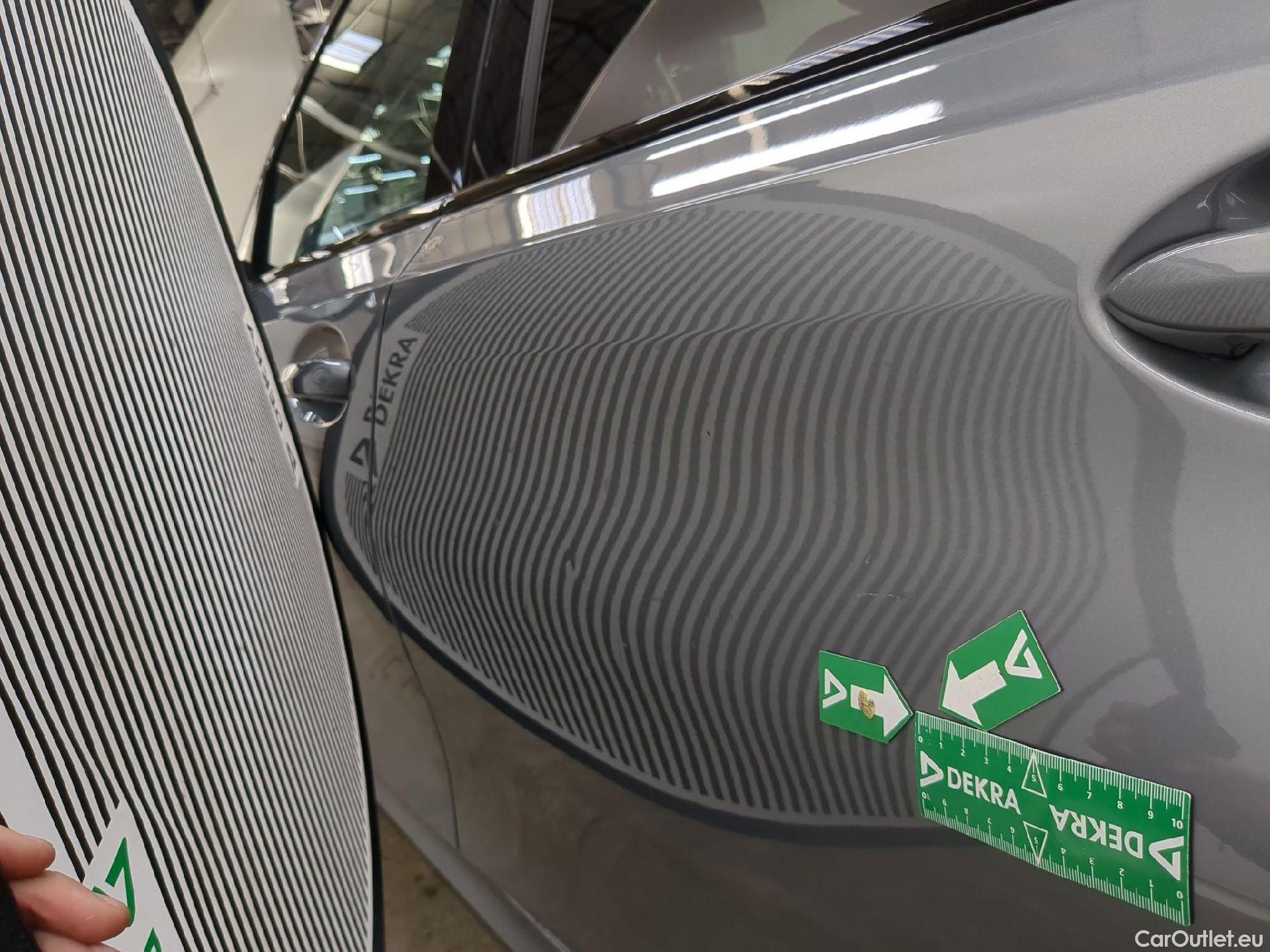  Bmw  Serie 3 BMW Série 3 Touring / 2022 / 5P / Break 318i 156ch Business Design BVA8 #31