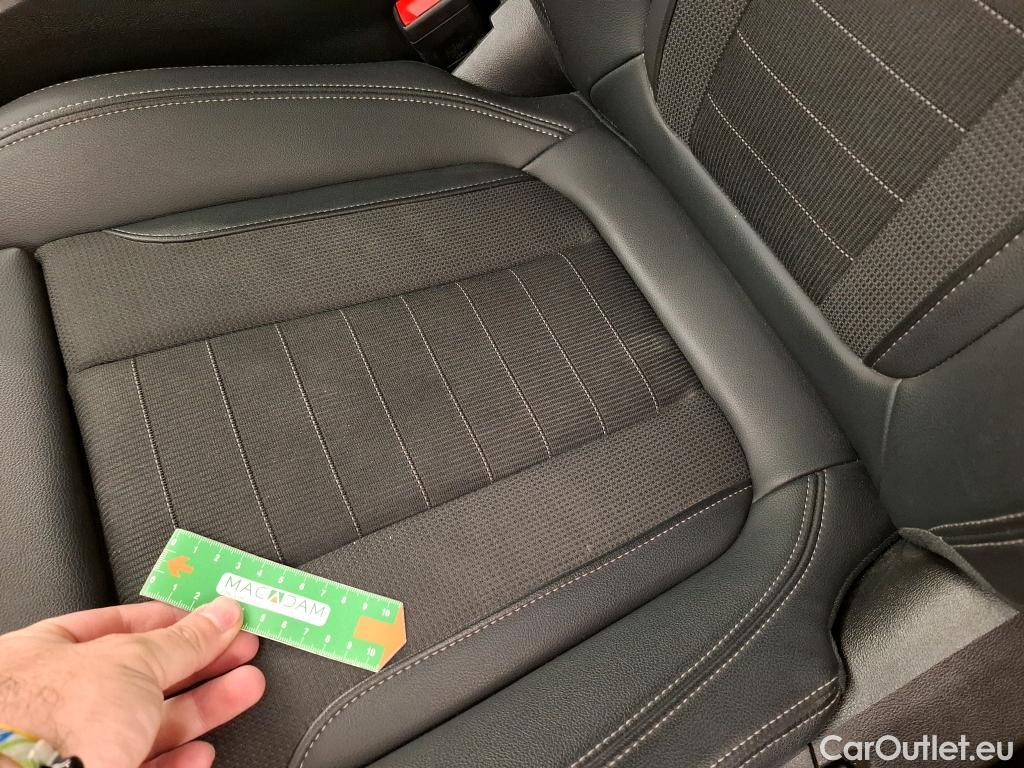 Bmw  Serie 3 BMW Série 3 Berline / 2022 / 4P / Berline 318i 156ch Business Design BVA8 #6