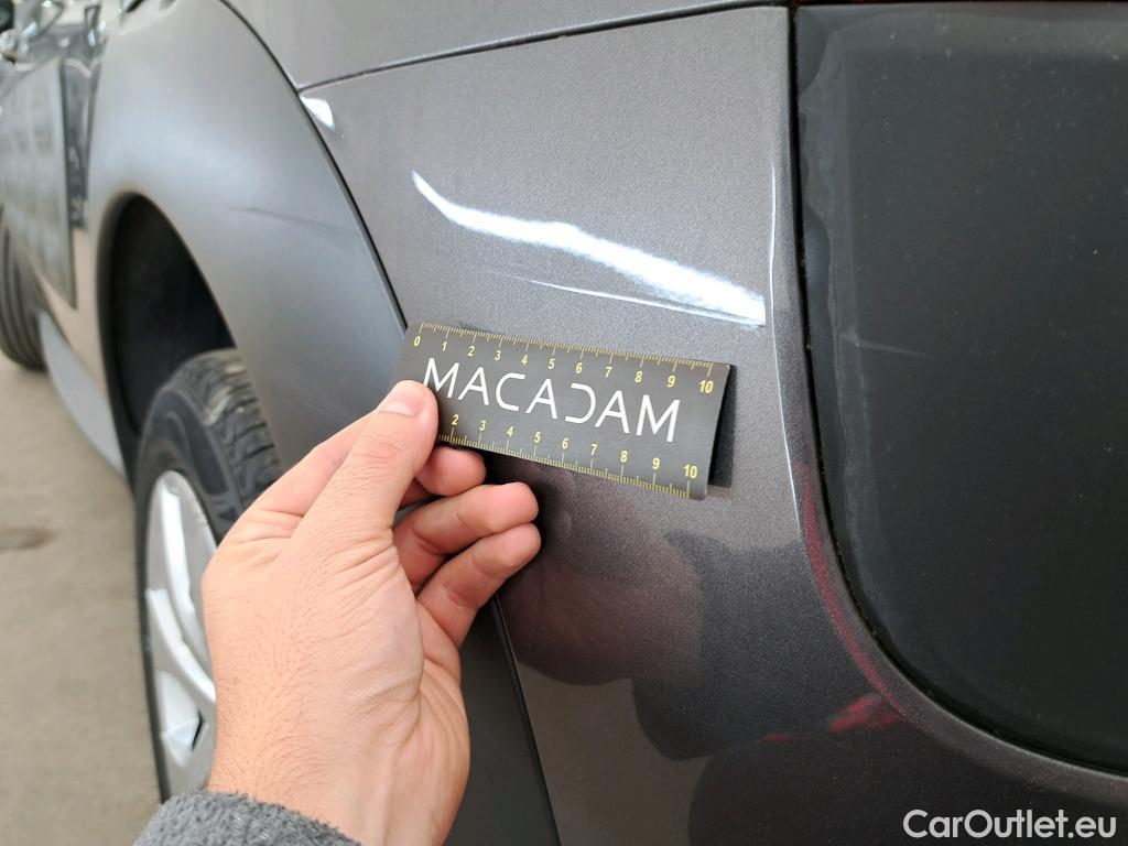 Citroen  C4 Cactus  Feel 1.2 PureTech 80CV BVM5 E6 #18