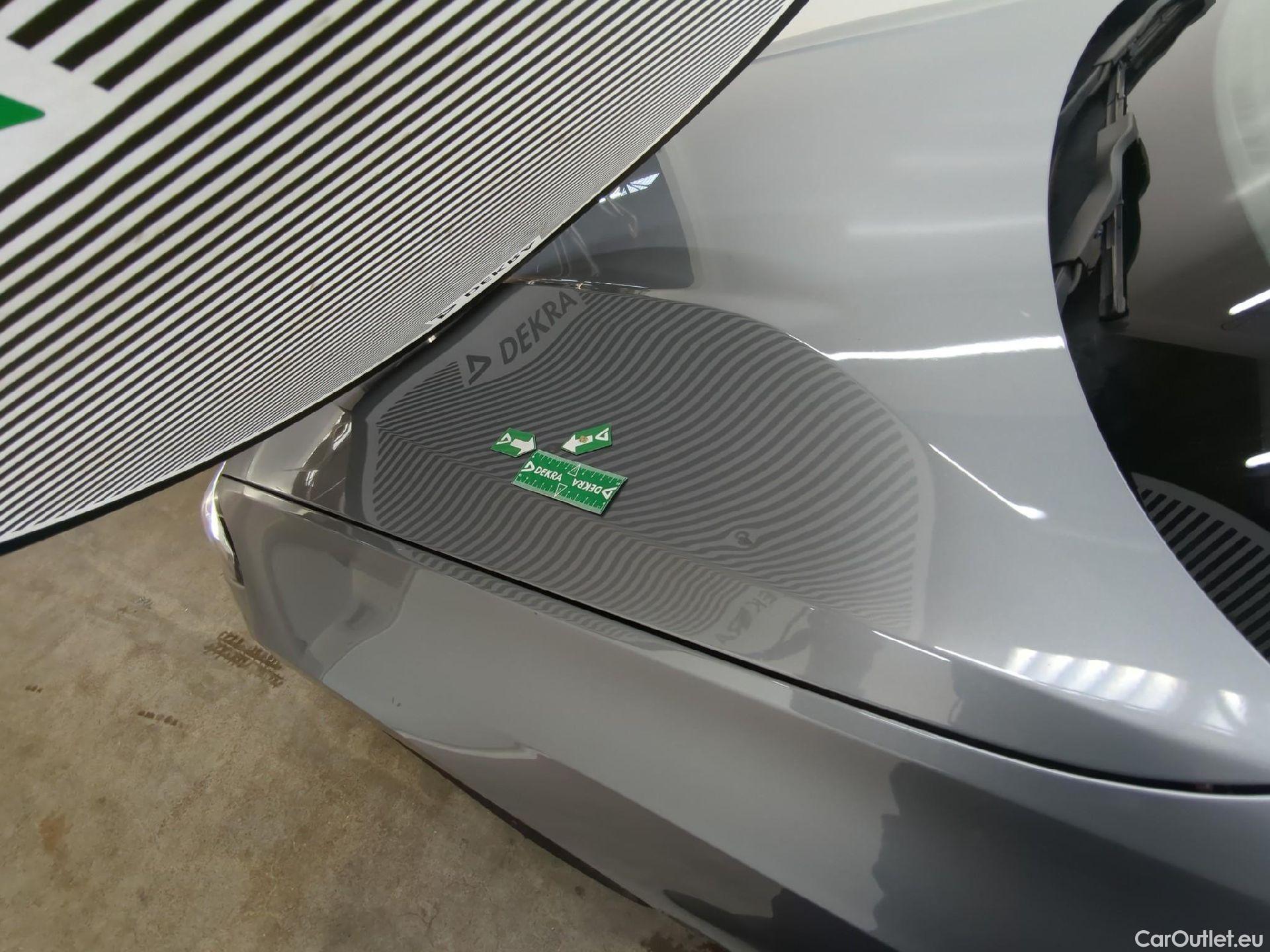  Bmw  Serie 3 BMW Série 3 Touring / 2022 / 5P / Break 318i 156ch Business Design BVA8 #21