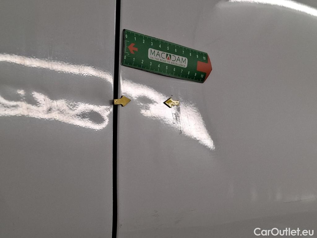 Citroen  Jumpy  Combi XL Confort 1.5 BlueHDi 120CV BVM6 E6dT #40