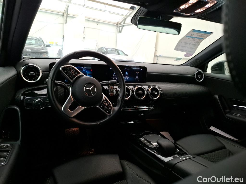 Mercedes  A-Klasse MERCEDES-BENZ Classe A Compact / 2018 / 5P / Berline A 250 e Business Line 8G-DCT #5