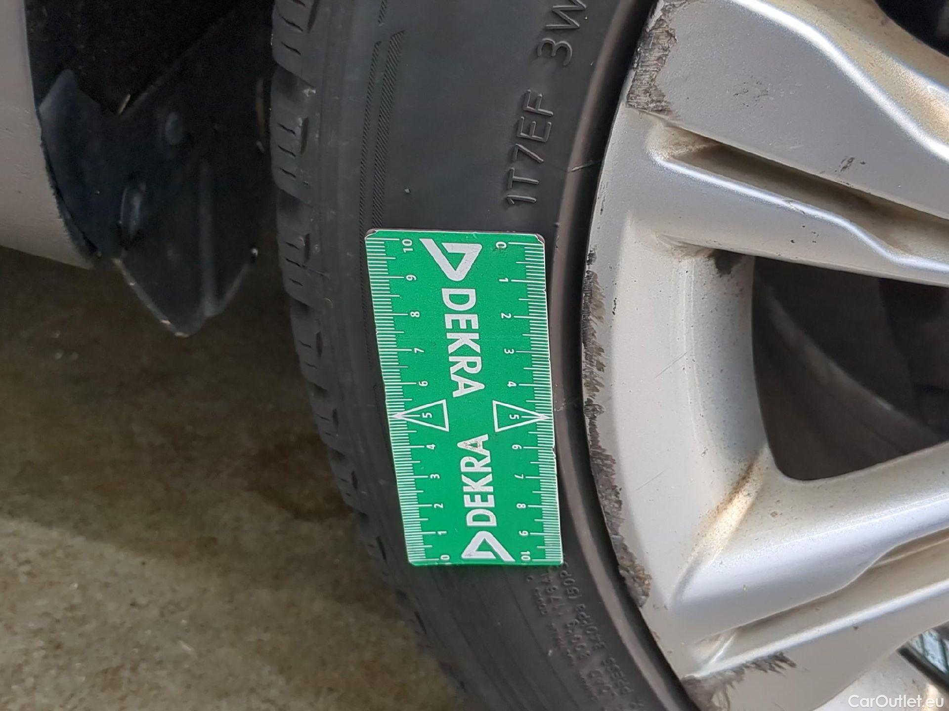  Opel  Insignia OPEL  Sports Tourer / 2020 / 5P / Break 1.5 Diesel 122 ch auto ELEGANCE BUSINESS #22