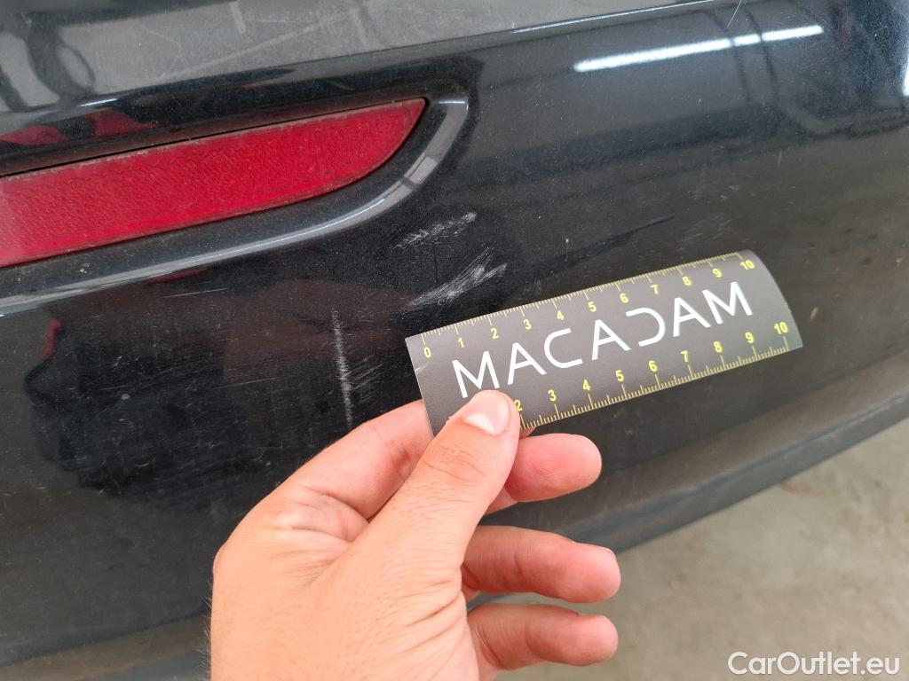 Mercedes  A-Klasse MERCEDES-BENZ Classe A Compact / 2018 / 5P / Berline A 250 e Business Line 8G-DCT #13