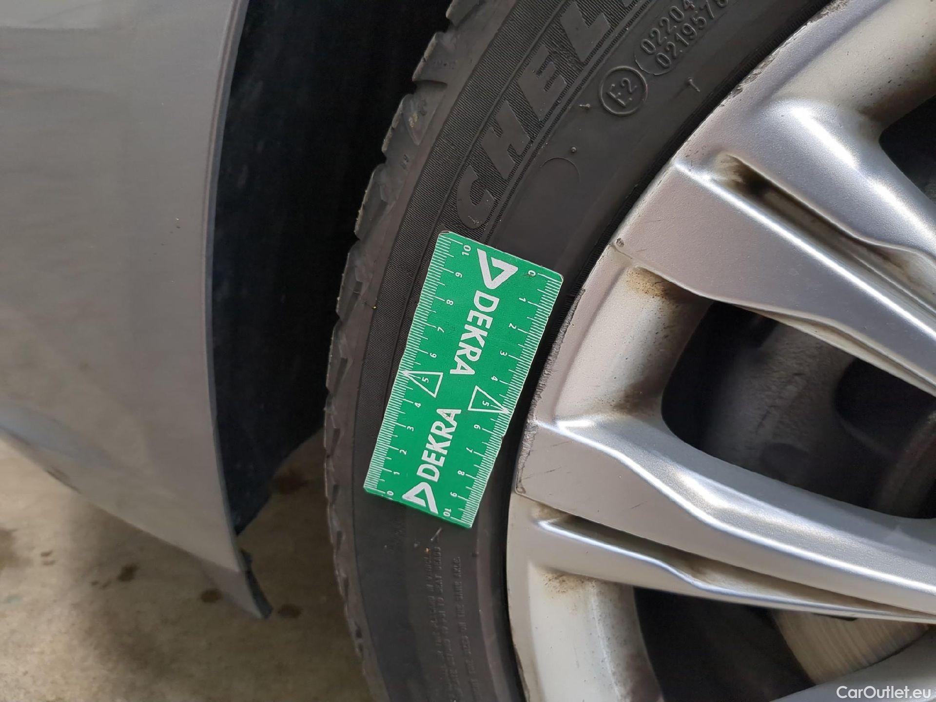  Opel  Insignia OPEL  Sports Tourer / 2020 / 5P / Break 1.5 Diesel 122 ch auto ELEGANCE BUSINESS #15