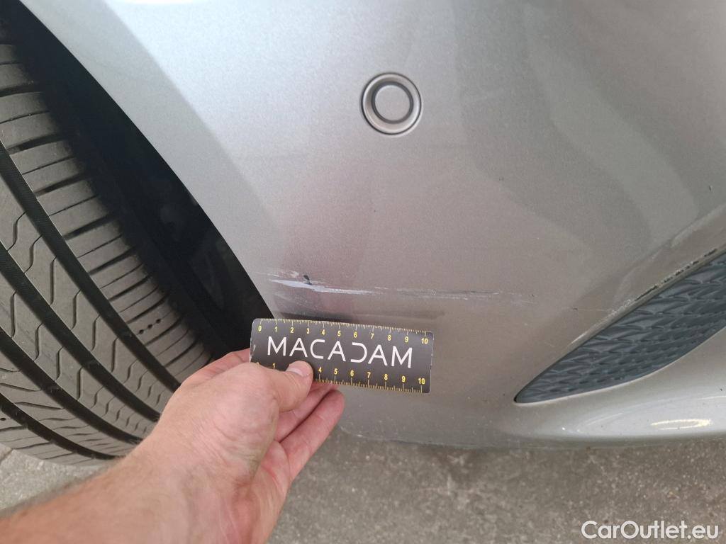 Mercedes  A-Klasse MERCEDES-BENZ Classe A / 2018 / 5P / Berline A 180 d Business Line 7G-DCT #8