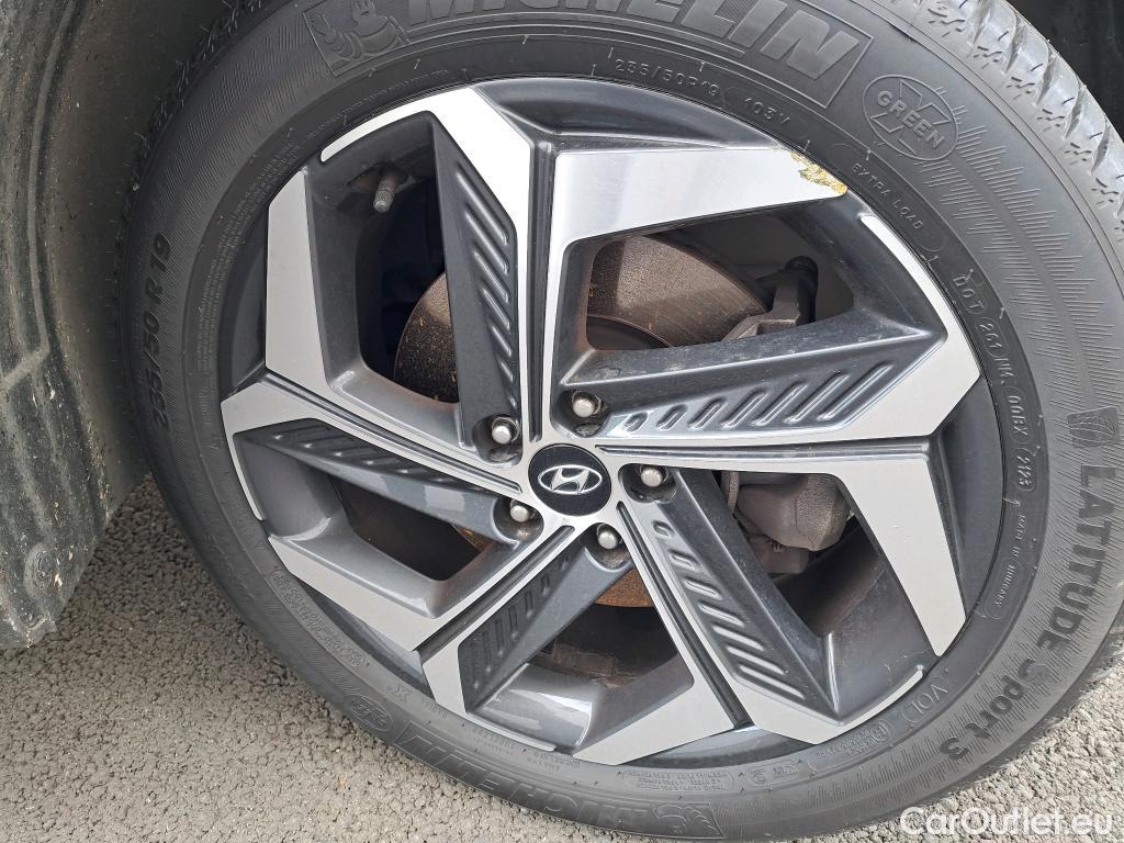 Hyundai  Tucson HYUNDAI  / 2020 / 5P / SUV 1.6 CRDI 136 DCT-7 HYBRID 48V CREATIVE #4