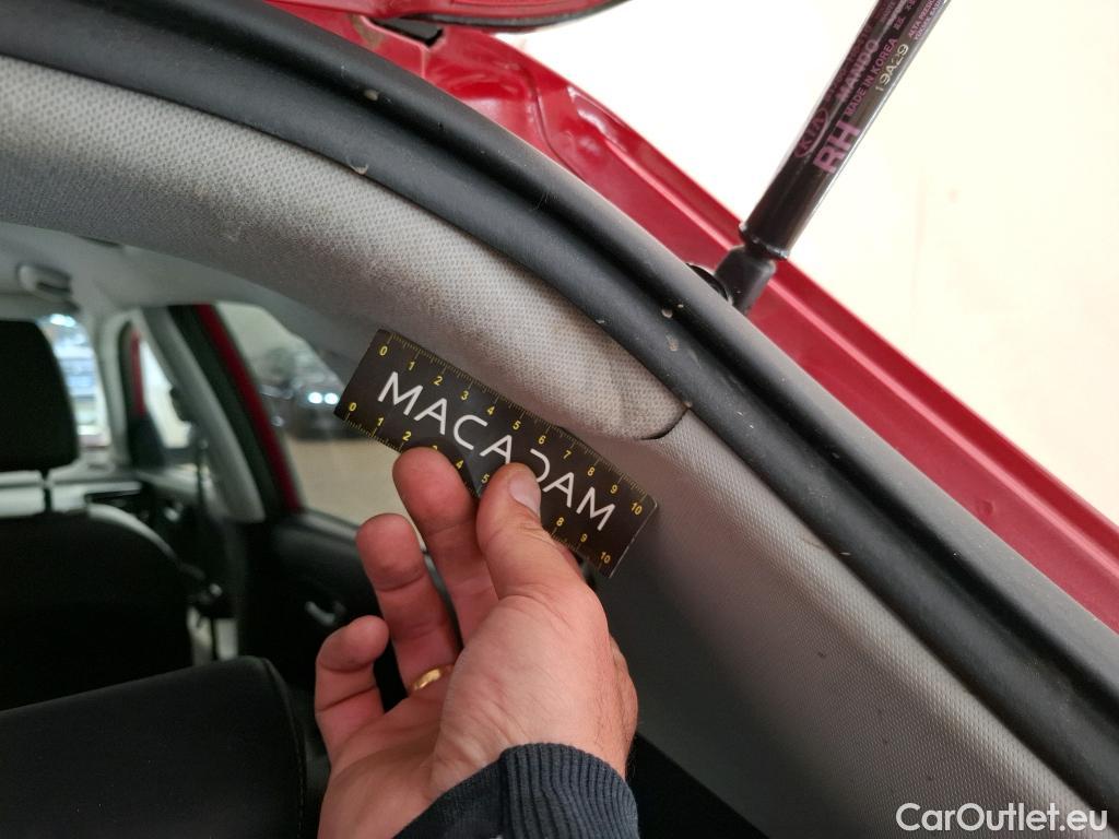 KIA  STONIC  Design 1.0 T-GDI 120CV BVA7 E6dT #9