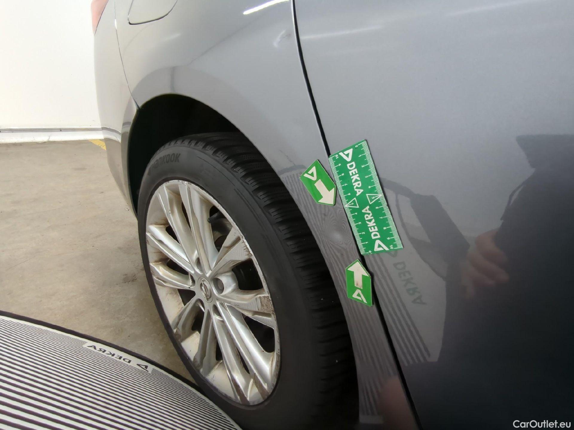  Opel  Insignia OPEL  Sports Tourer / 2020 / 5P / Break 1.5 Diesel 122 ch auto ELEGANCE BUSINESS #31