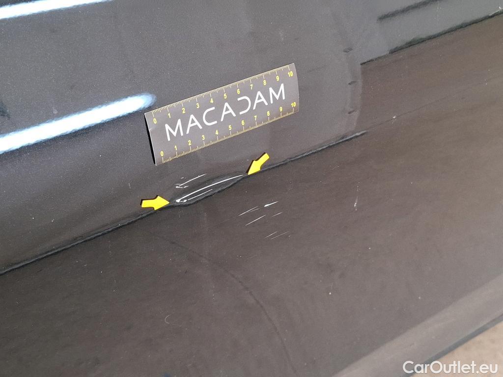 Mercedes  A-Klasse MERCEDES-BENZ Classe A Compact / 2018 / 5P / Berline A 250 e Business Line 8G-DCT #10