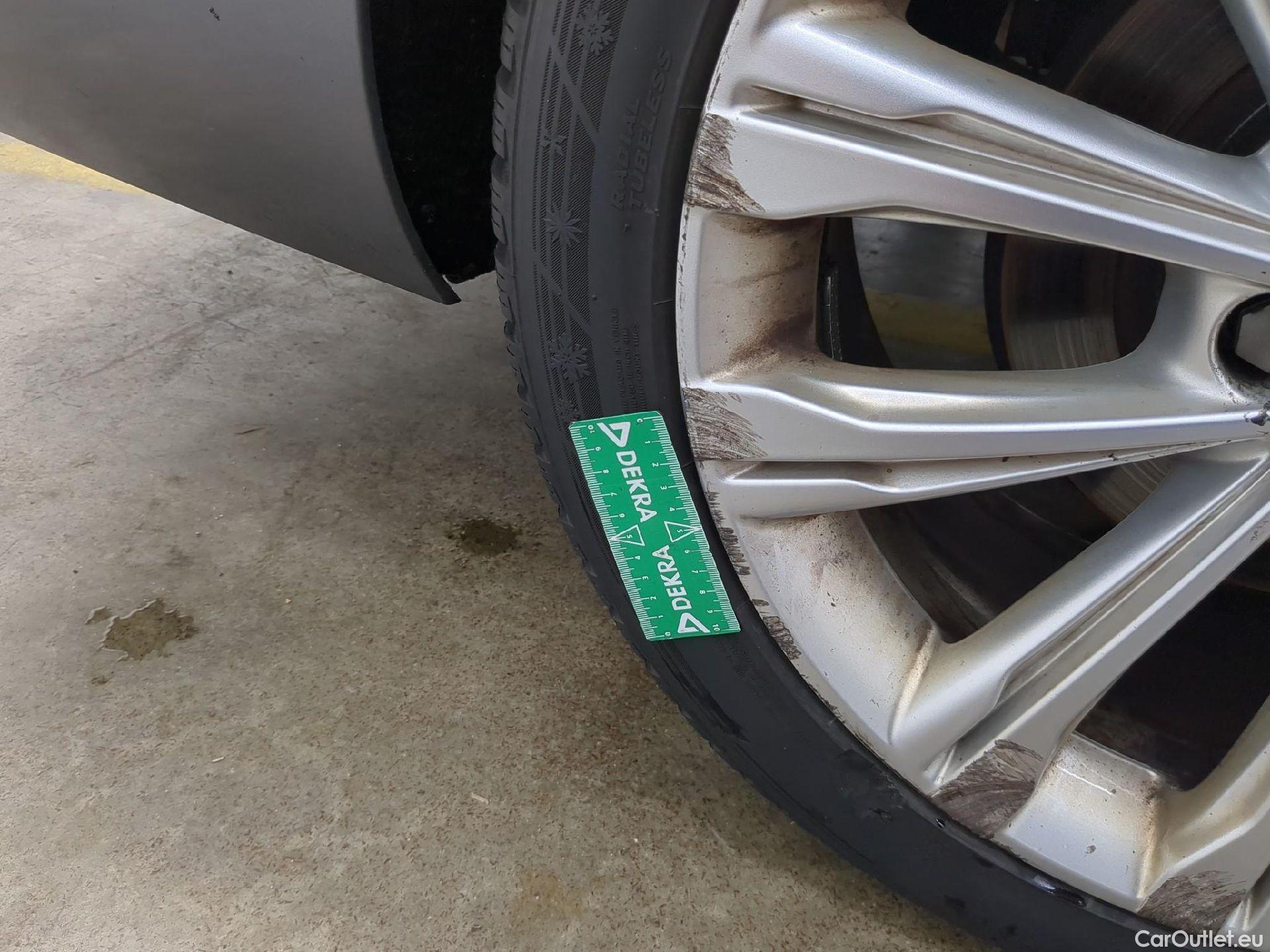  Opel  Insignia OPEL  Sports Tourer / 2020 / 5P / Break 1.5 Diesel 122 ch auto ELEGANCE BUSINESS #25