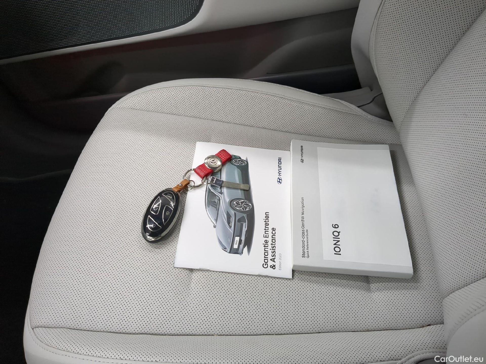 Hyundai   Ioniq Ioniq 6 Creative Electrique 77kWh BVA #8