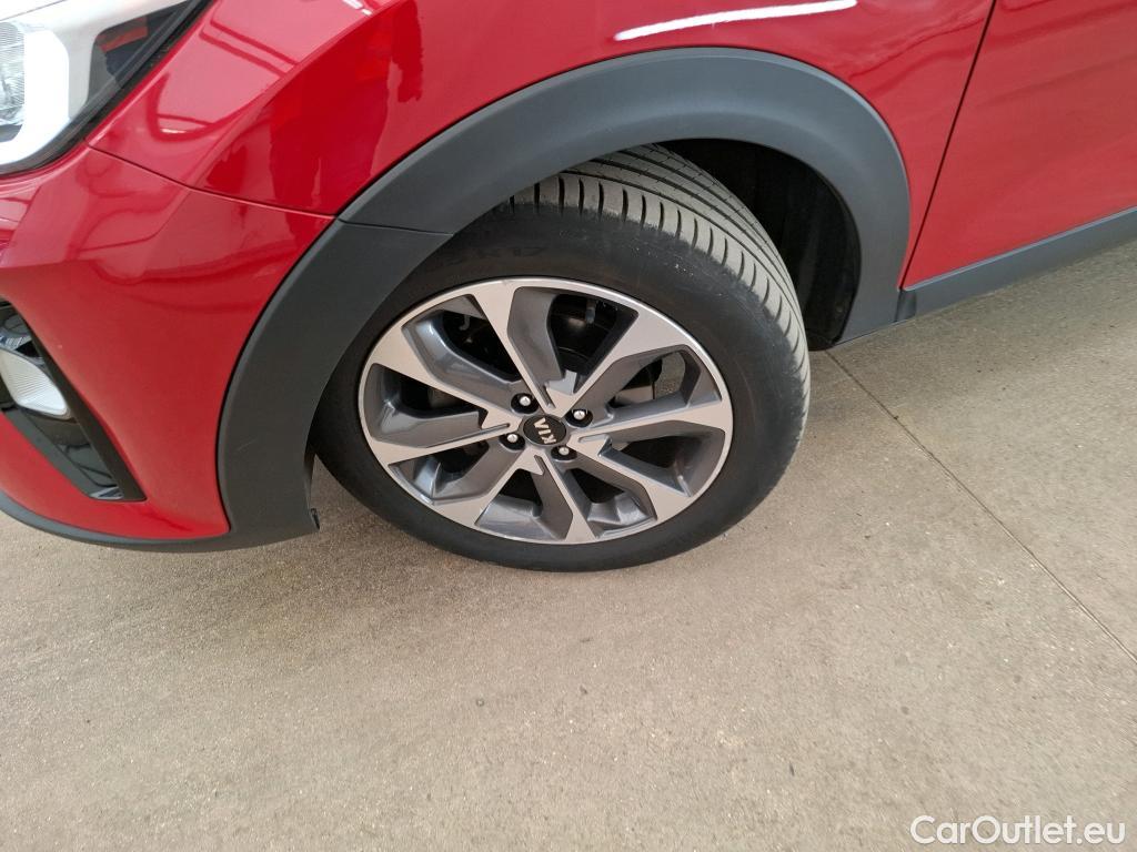 KIA  STONIC  Design 1.0 T-GDI 120CV BVA7 E6dT #3