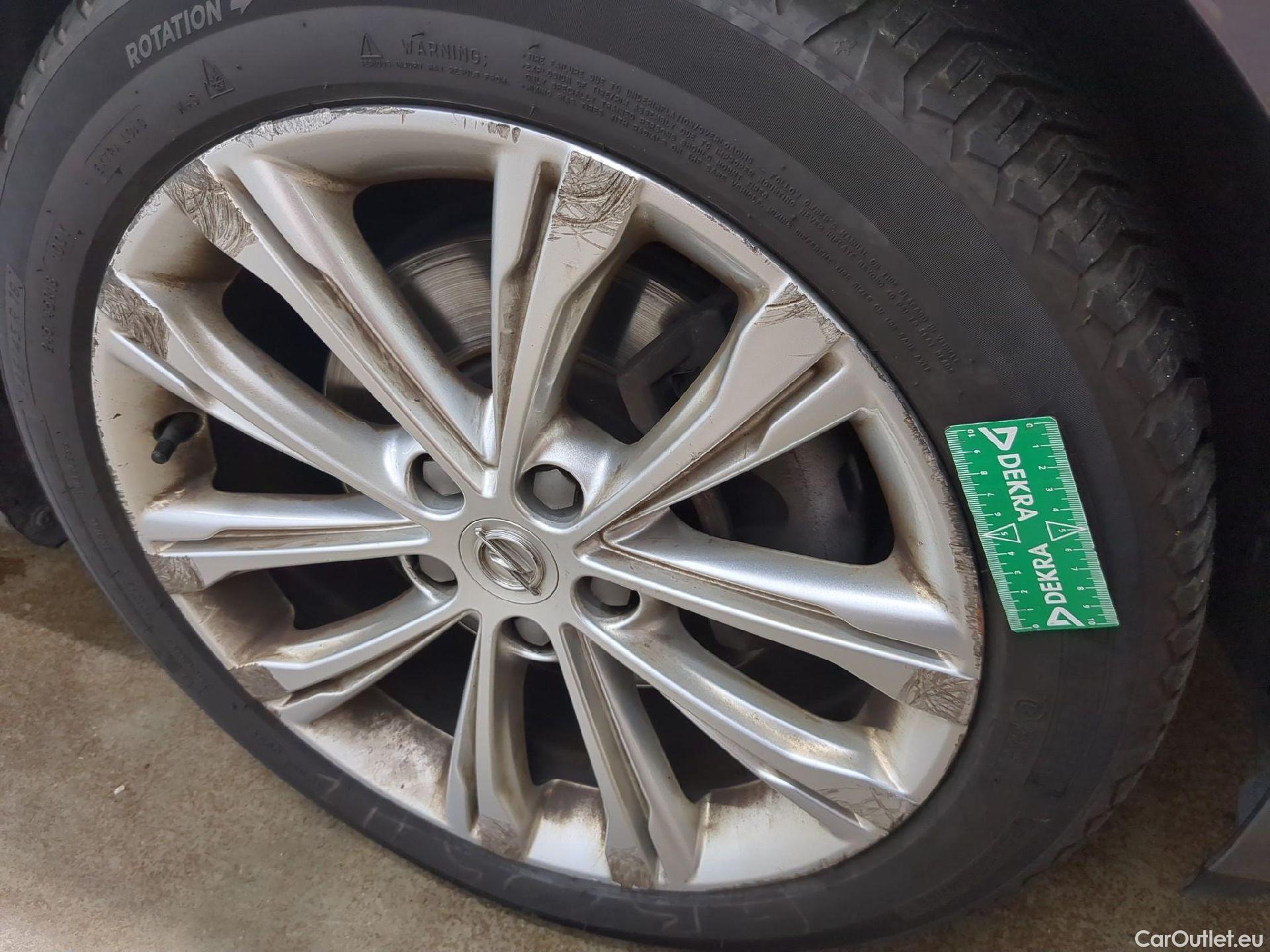  Opel  Insignia OPEL  Sports Tourer / 2020 / 5P / Break 1.5 Diesel 122 ch auto ELEGANCE BUSINESS #9