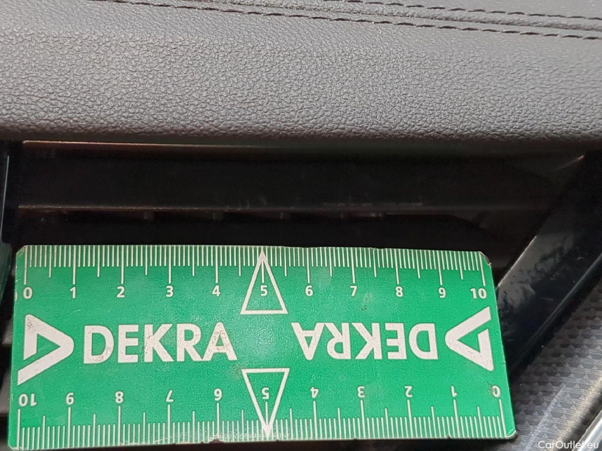  Opel  Insignia OPEL  Sports Tourer / 2020 / 5P / Break 1.5 Diesel 122 ch auto ELEGANCE BUSINESS #8