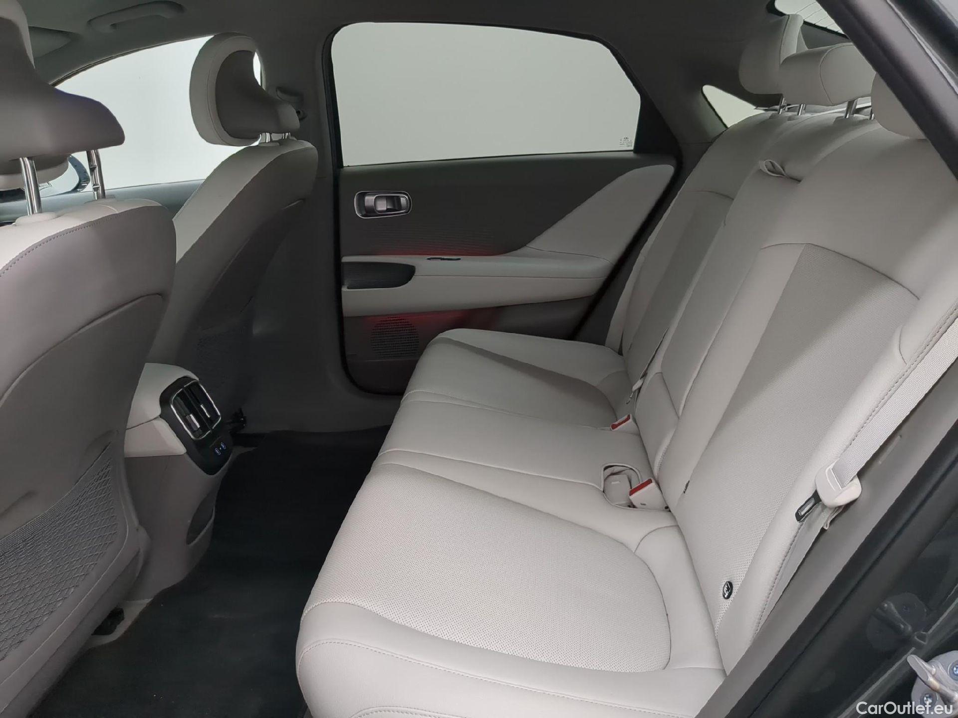 Hyundai   Ioniq Ioniq 6 Creative Electrique 77kWh BVA #12