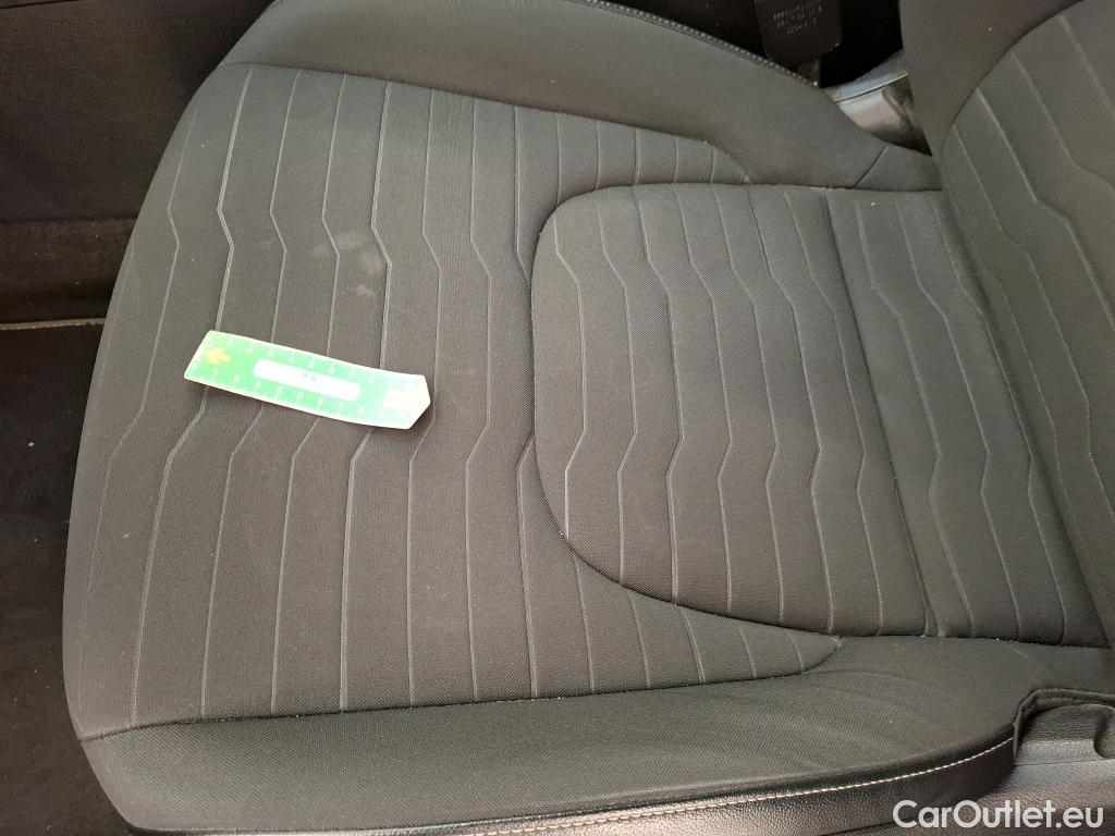 KIA  Sportage  Design Plug-in Hybrid 4WD 1.6 T-GDI 265CV BVA6 E6d #9