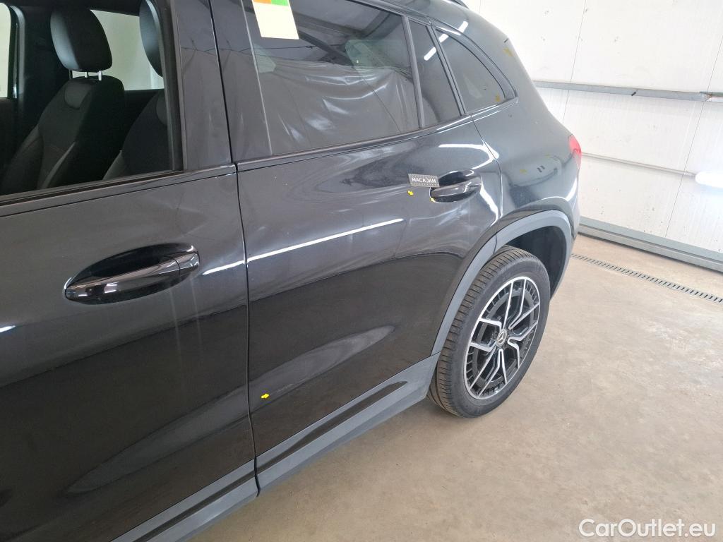  Mercedes  EQA MERCEDES-BENZ  / 2021 / 5P / SUV  250 AMG Line #1