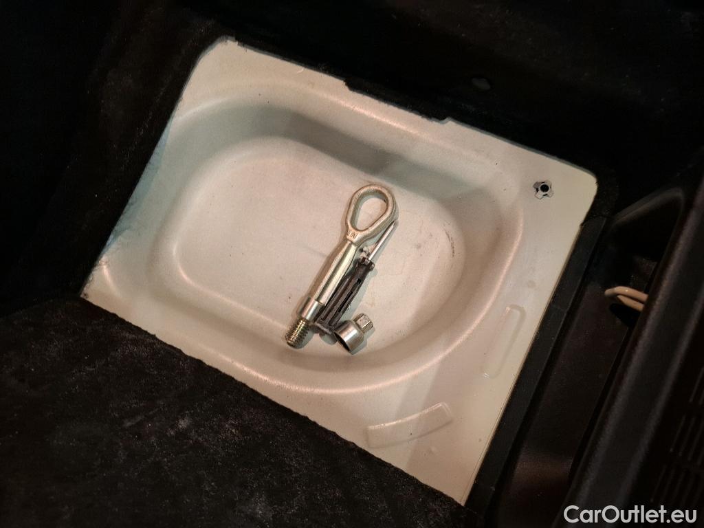 Mini  Cooper MINI Mini / 2014 / 5P / Berline  Finition Business Design 136 BVA7 #1