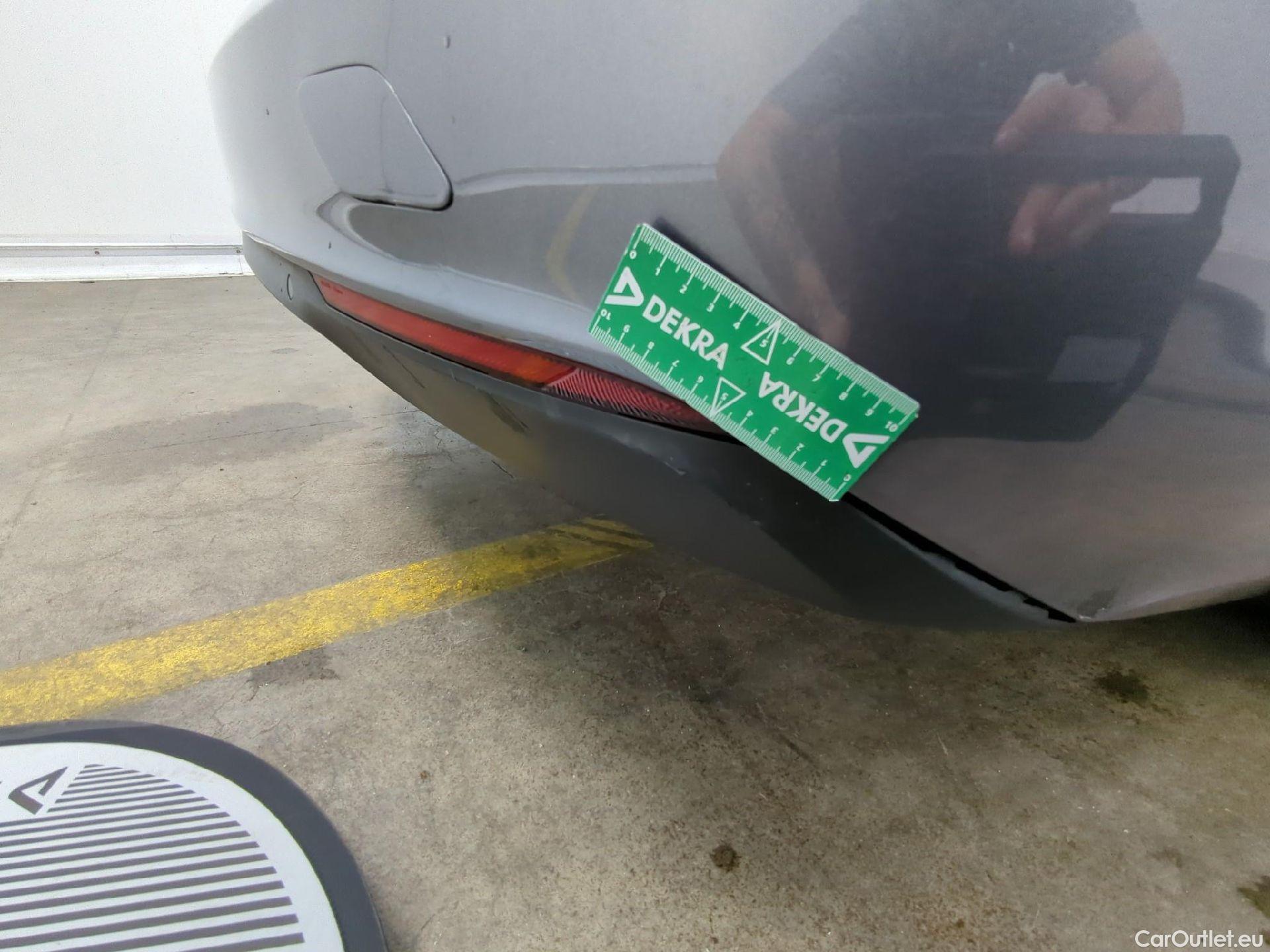  Opel  Insignia OPEL  Sports Tourer / 2020 / 5P / Break 1.5 Diesel 122 ch auto ELEGANCE BUSINESS #45