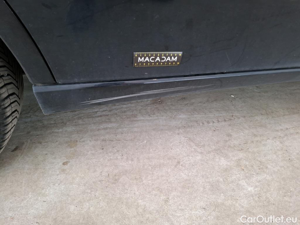 Mercedes  A-Klasse MERCEDES-BENZ Classe A Compact / 2018 / 5P / Berline A 250 e Business Line 8G-DCT #16