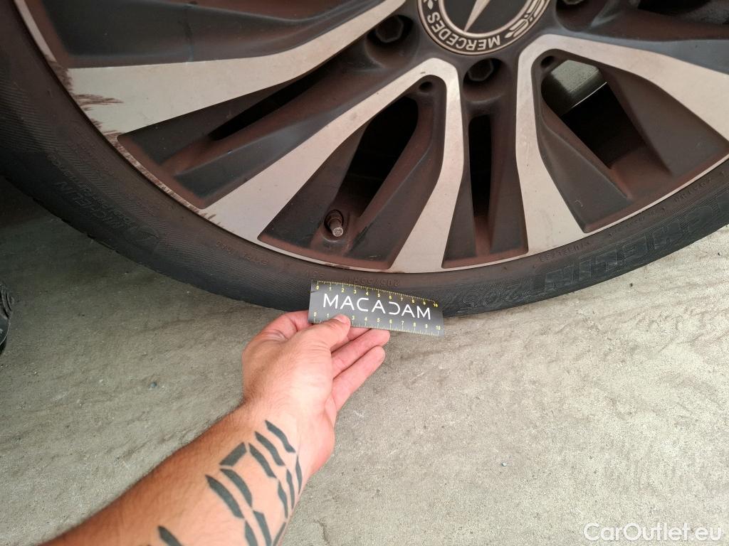 Mercedes  A-Klasse MERCEDES-BENZ Classe A Compact / 2018 / 5P / Berline A 250 e Business Line 8G-DCT #21