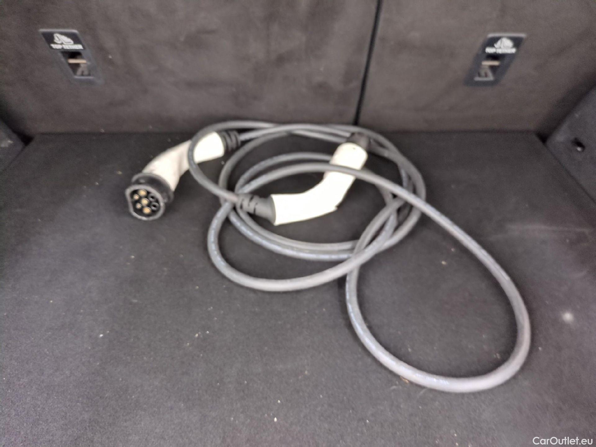 Ford  Kuga FORD  / 2019 / 5P / SUV 2.5 Duratec 225 ch PHEV eCVT St Line #14