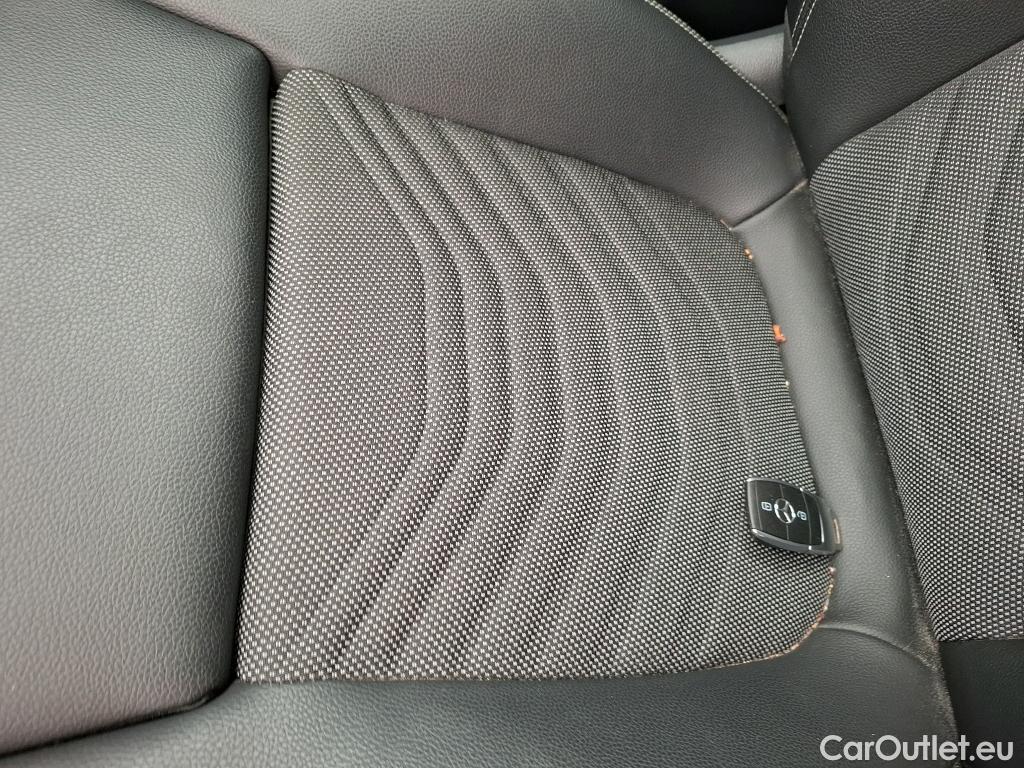 Mercedes  A-Klasse MERCEDES-BENZ Classe A Compact / 2018 / 5P / Berline A 250 e Business Line 8G-DCT #13