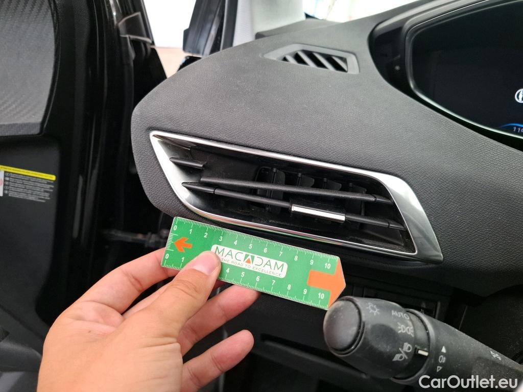 Peugeot  3008  Active Pack 1.5 HDi 130CV BVA8 E6d #3