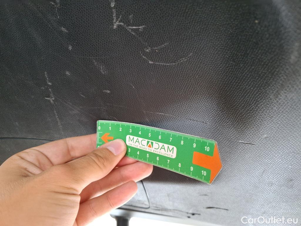 Peugeot  3008  Active Pack 1.5 HDi 130CV BVA8 E6d #27