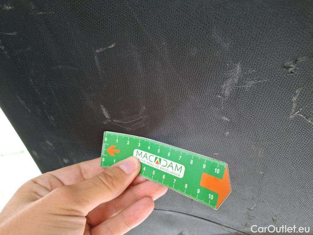 Peugeot  3008  Active Pack 1.5 HDi 130CV BVA8 E6d #28