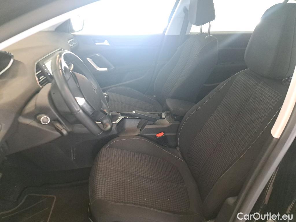 Peugeot  308  Active Business 1.2 PureTech 110 CV #8