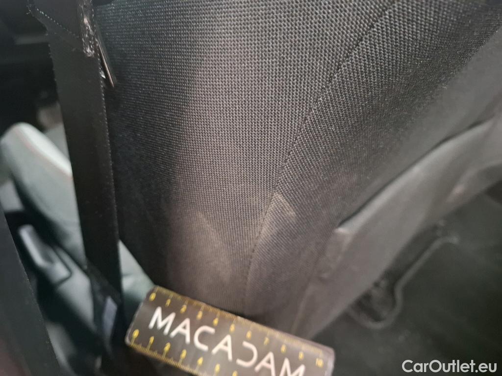 Peugeot  3008  Active Business 1.5 HDi 130CV BVA8 E6d #37