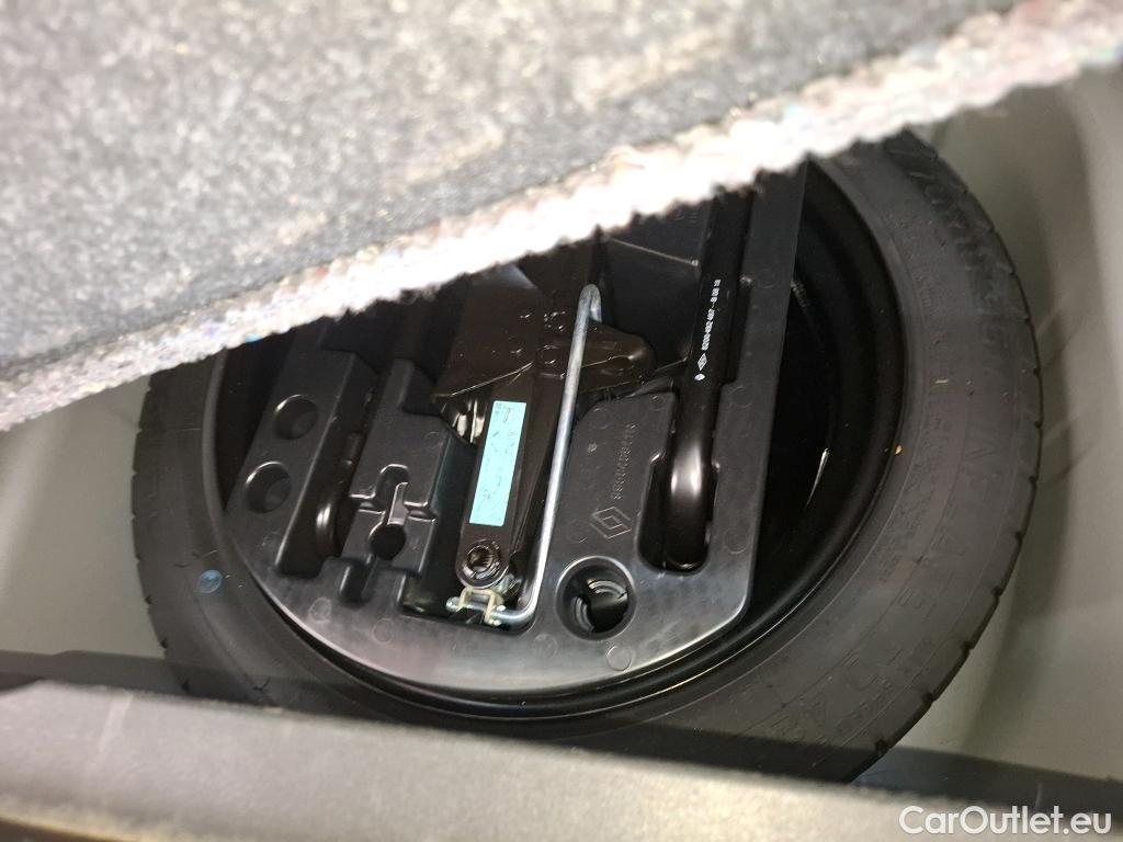 Renault  Captur  Business 0.9 TCe 90CV BVM5 E6 #11