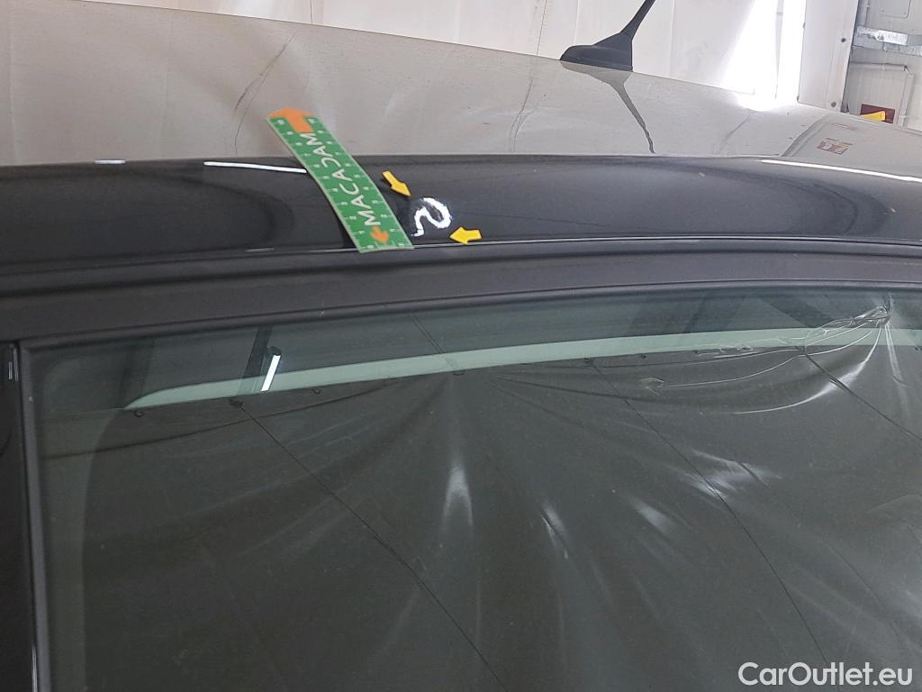 Peugeot  308  Active Business 1.2 PureTech 110 CV #29