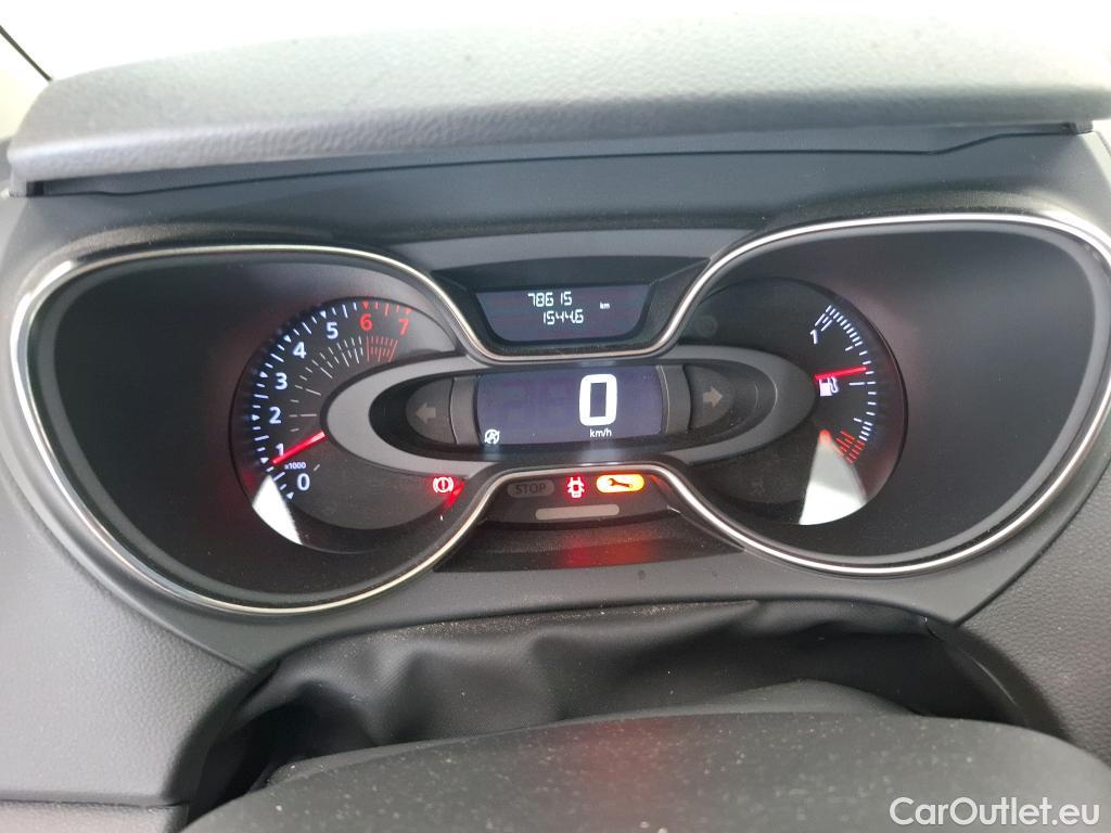 Renault  Captur  Business 0.9 TCe 90CV BVM5 E6 #16