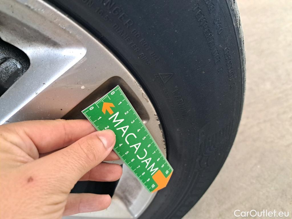 Peugeot  308  Active Business 1.2 PureTech 110 CV #23