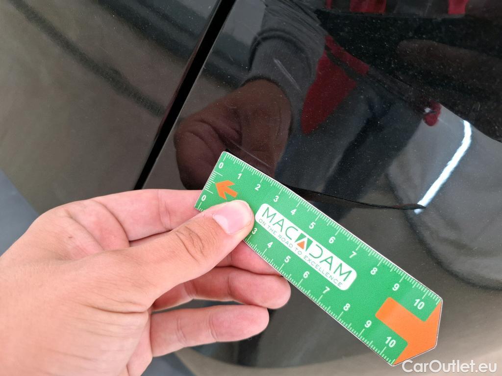 Peugeot  3008  Active Pack 1.5 HDi 130CV BVA8 E6d #6