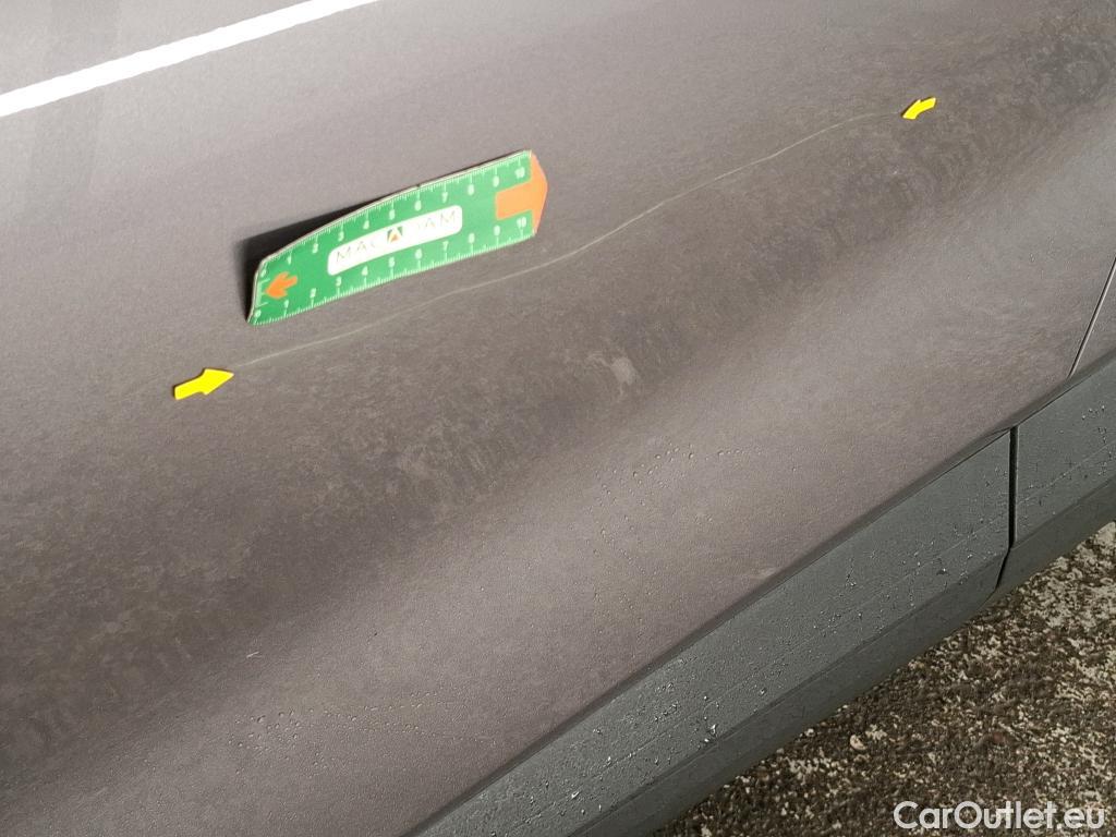 Renault  Captur  II Business 1.6 E-TECH Plug-in 160CV BVA6 E6d #6