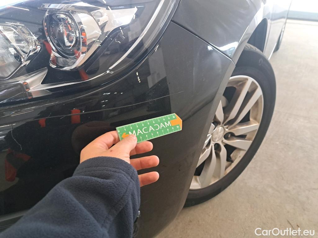 Peugeot  308  Active Business 1.2 PureTech 110 CV #17