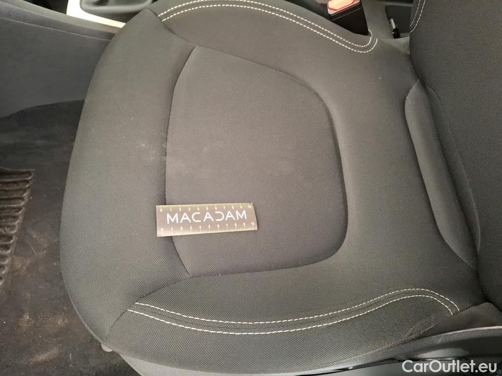 Renault  Captur  Business 0.9 TCe 90CV BVM5 E6 #13